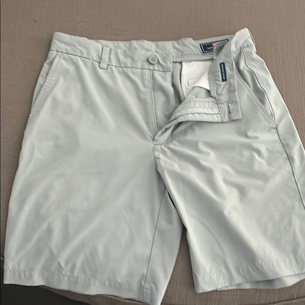 Vineyard vines shorts